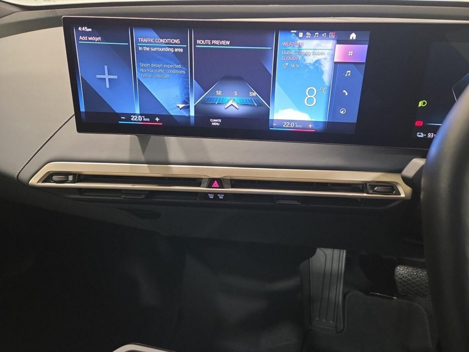 2023 BMW iX xDrive40 M Sport Edition €52,950