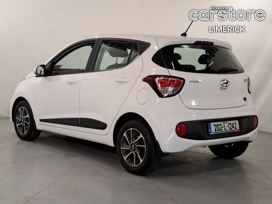 2020 Hyundai i10 - image 5