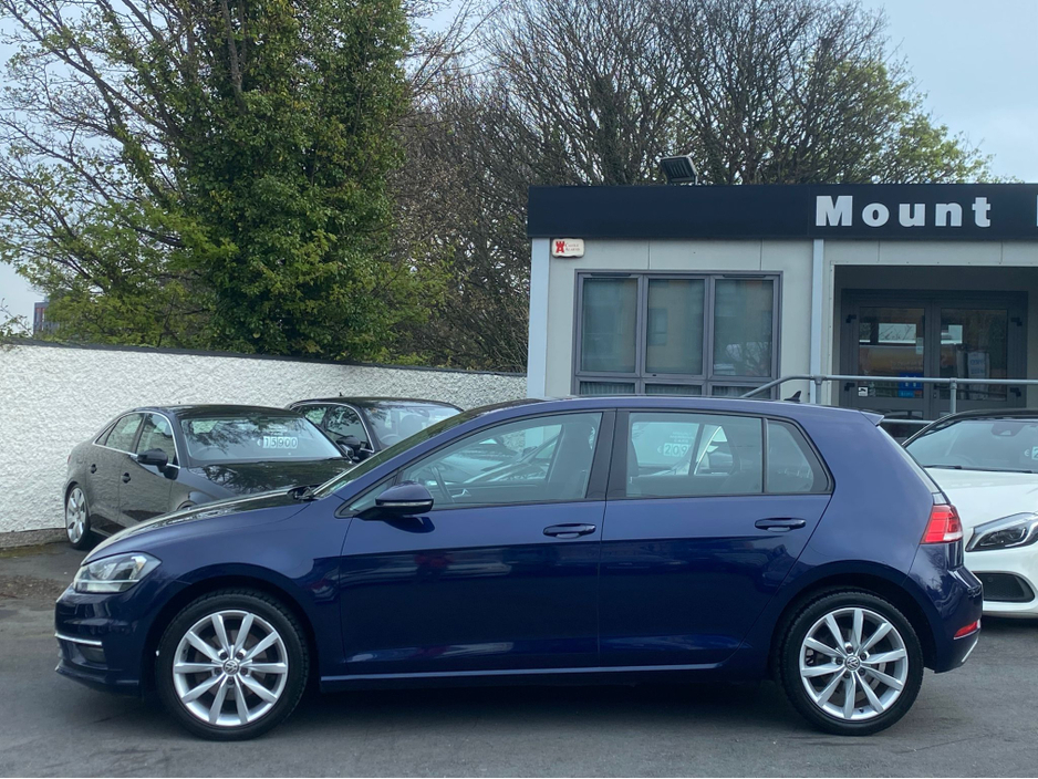 2017 Volkswagen Golf - image 4