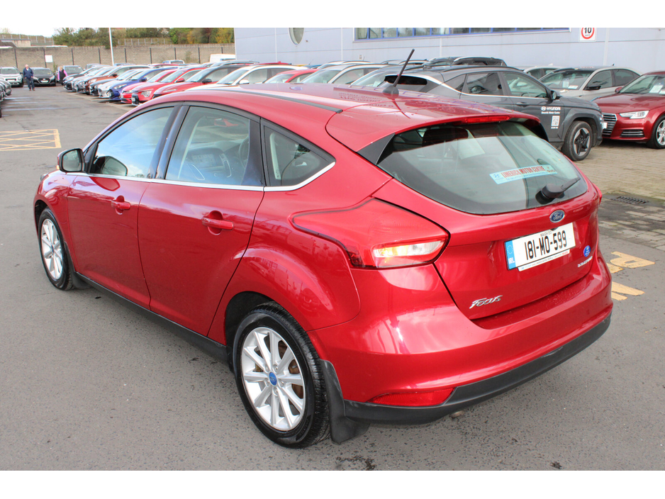 2018 Ford Focus - image 3