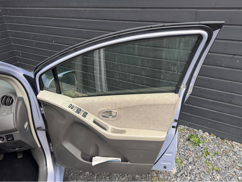 2009 Toyota Yaris 1.0 VITZ AUTO €4,995