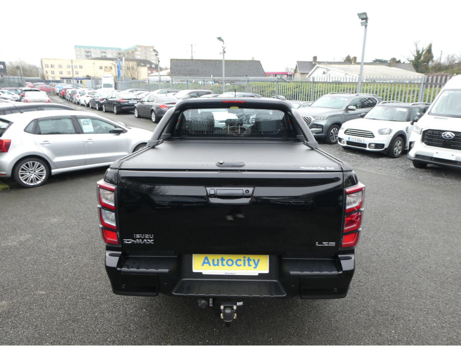 2026 Isuzu D-MAX LSE WITH ROLLER TOP