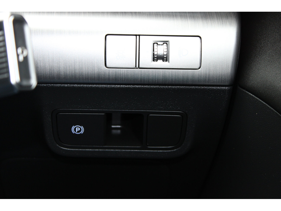 2024 Hyundai Kona - image 27