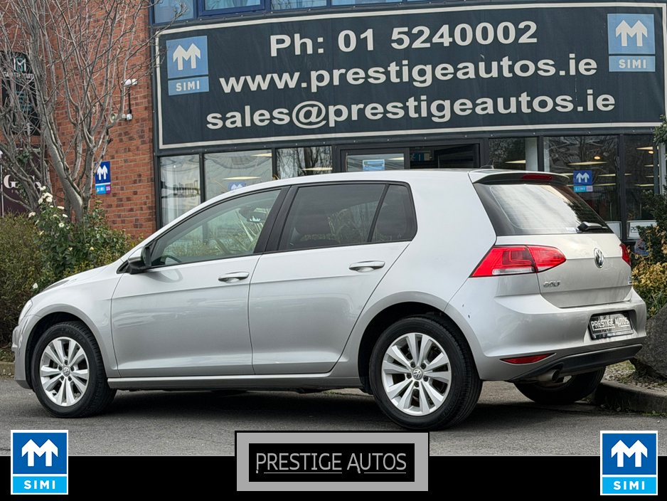 2015 Volkswagen Golf - image 6