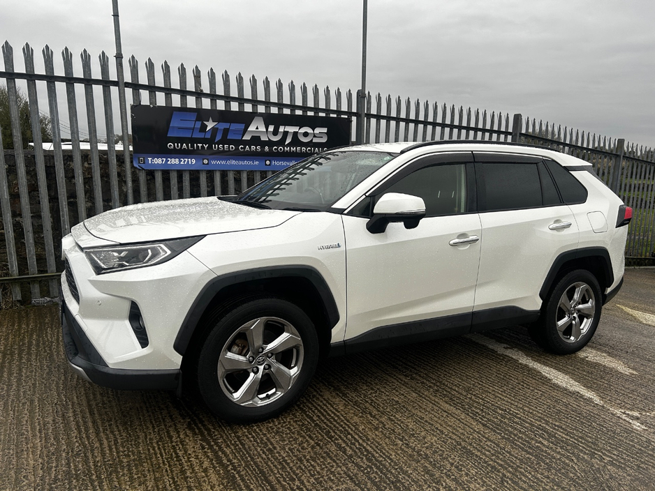 2019 Toyota Rav4 - image 6