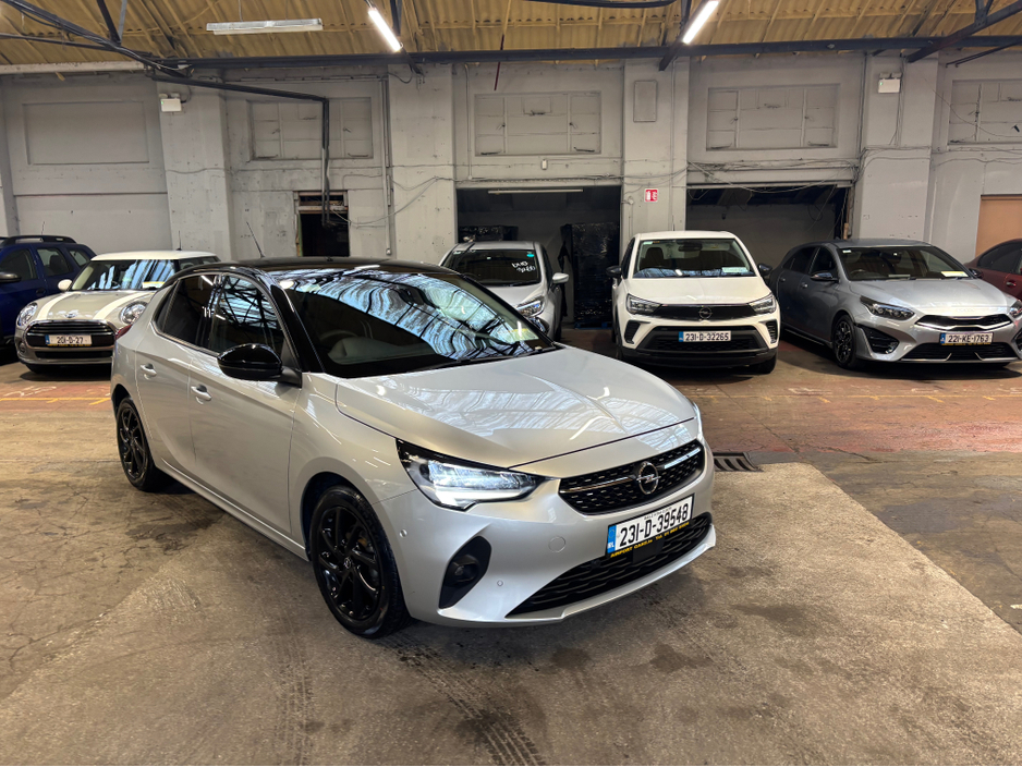 2023 Opel Corsa SPORT 1.2 75PS-PET-5SP 4DR €16,250