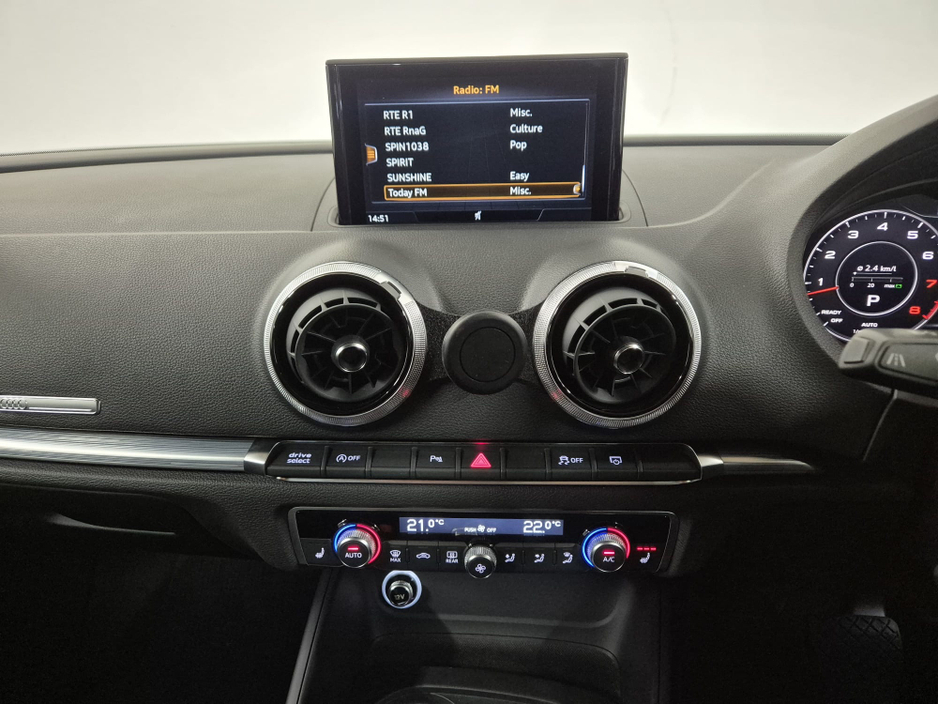 2019 Audi A3 SPORT LUXURY PACK**1.4 TFSI AUTO**FULL LEATHER**FULL ELECTRIC HEATED SEATS**FACELIFT SPORT MODEL**APPLE AND ANDROID CARPLAY**DIGITAL DASH**IRISH MAPS**KEYLESS ENTRY**WARRANTY AVAILABLE**FINANCE €21,949