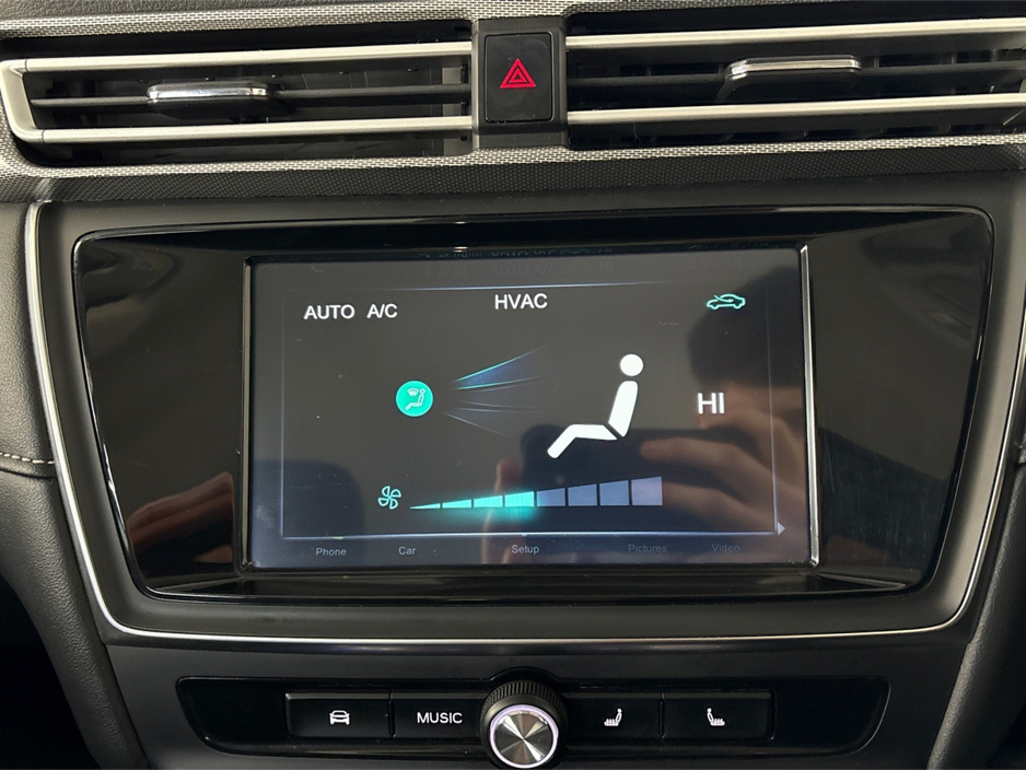 2022 MG 5 EXCLUSIVE**HEATED LEATHER SEATS**SEMI DIGITAL DASH**TOUCHSCREEN INFOTAINMENT**APPLE CAR PLAY**MULTIFUNCTIONAL STEERING WHEEL**CRUISE CONTROL**REVERSE CAMERA**PARKING SENSORS**KEYLESS START**ISOFIX** €18,995