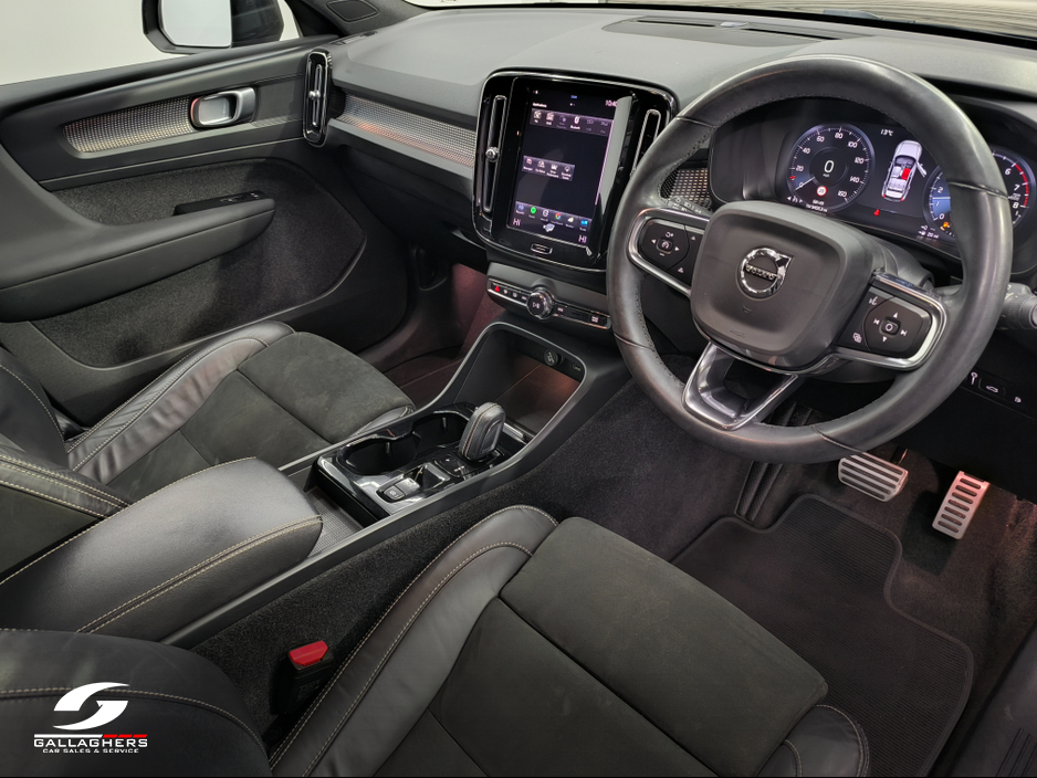 2022 Volvo XC40 (221) R-DESIGN T4 RECHARGE AUTO €33,995