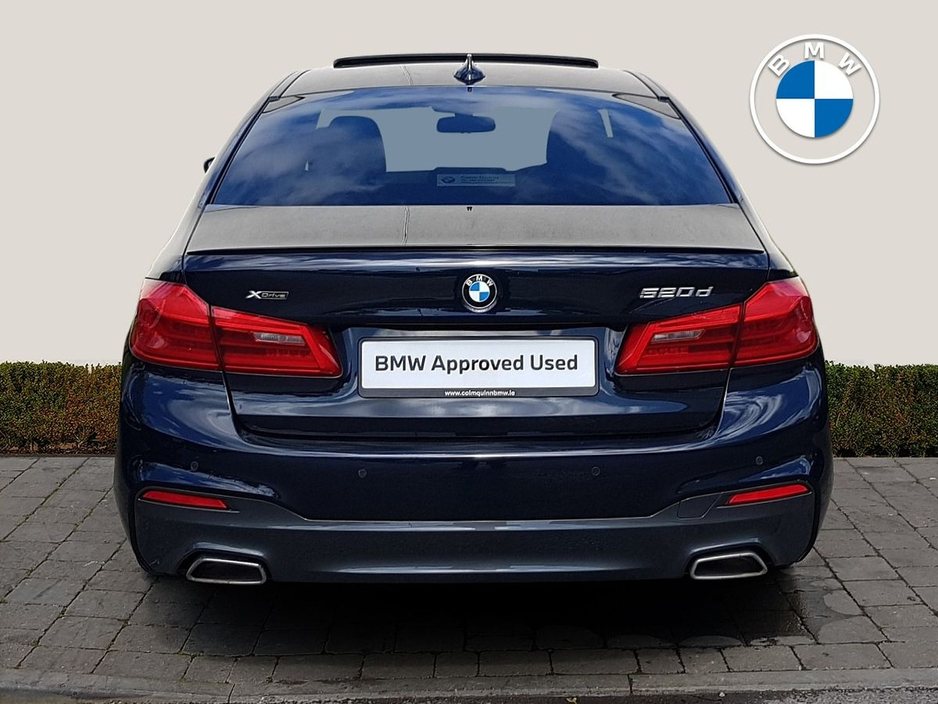 2019 BMW 5 Series - image 13