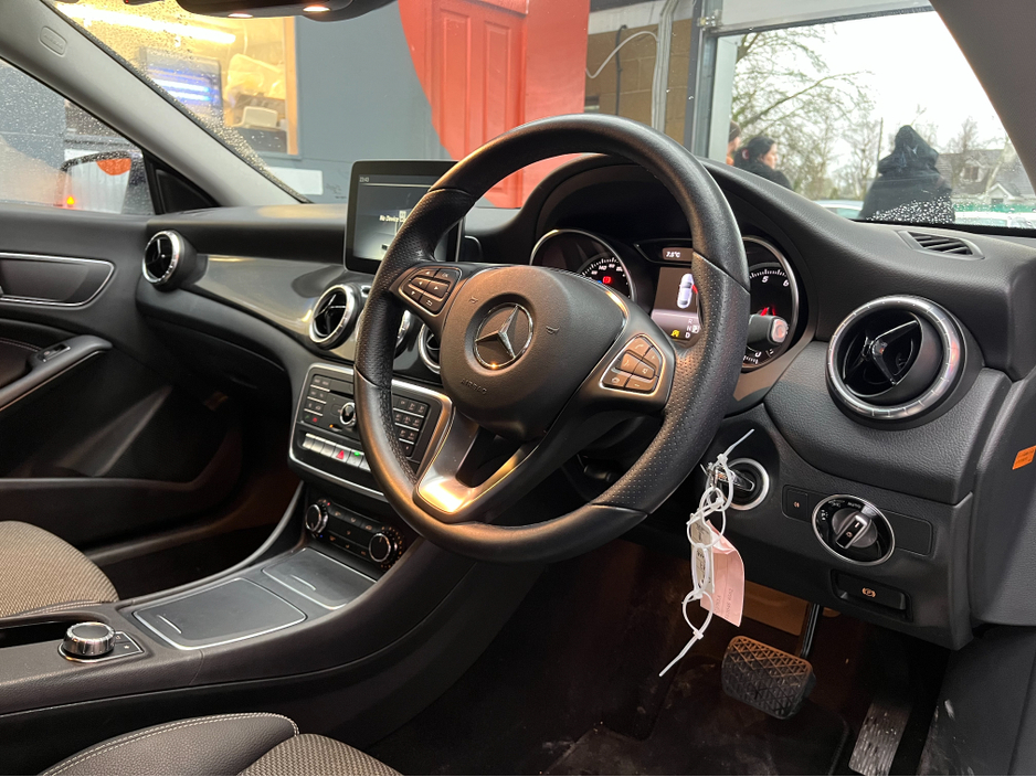 2017 Mercedes-Benz CLA Class €19950! 2017 MERCEDES-BENZ CLA180 1.6 AUTOMATIC / CRUISE CONTROL / REVERSE CAMERA / ELECTRIC MEMORY & HEATED SEATS / PADDLE SHIFTERS €19,950