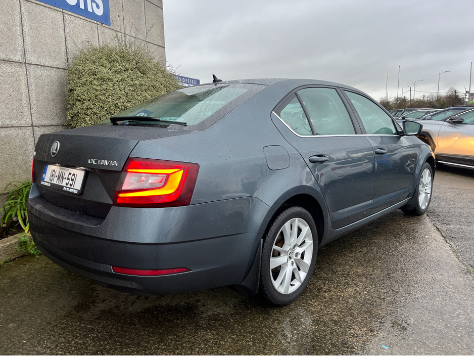 2018 Skoda Octavia STYLE 1.0 PETROL //HIGH SPEC//SAT NAV//REVERSE CAMERA// €13,950