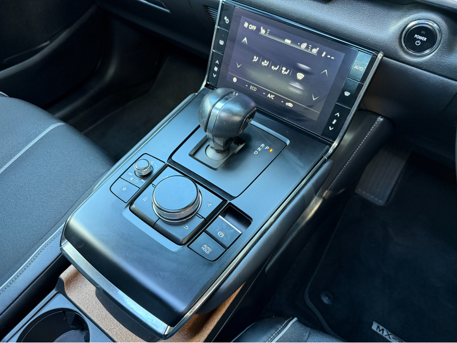 2023 Mazda MX-30 - image 17
