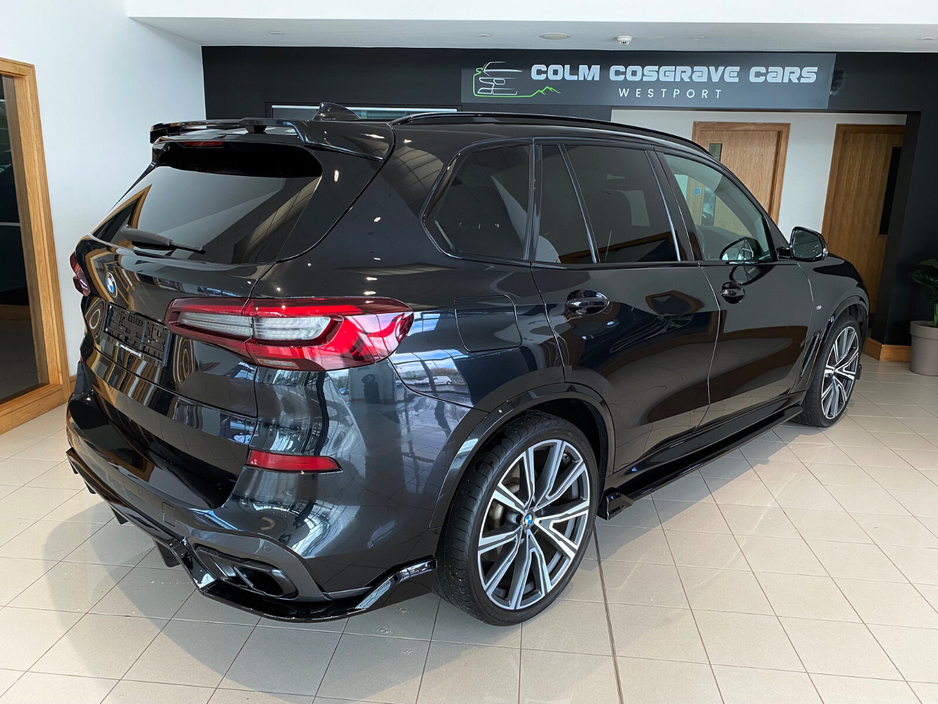 2021 BMW X5 xDrive45e M Sport €64,950