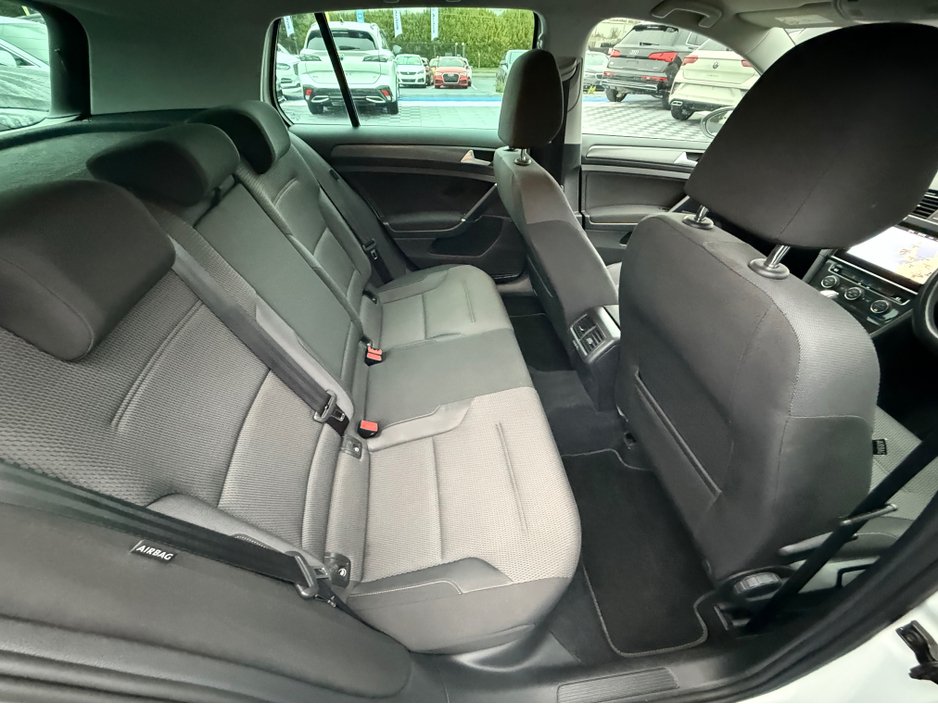 2018 Volkswagen Golf HIGHLINE - 1.2 PETROL - AUTO - 12M WARRANTY - CAR: 1624 €14,950