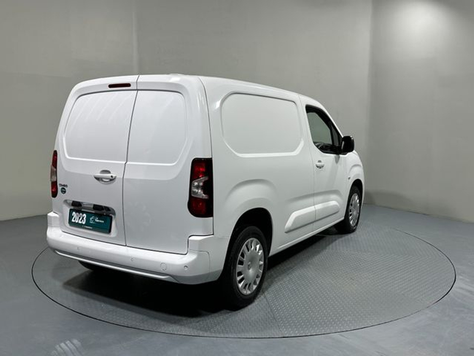 2023 Opel Combo Pro 100 BHP* High Spec* €17,800