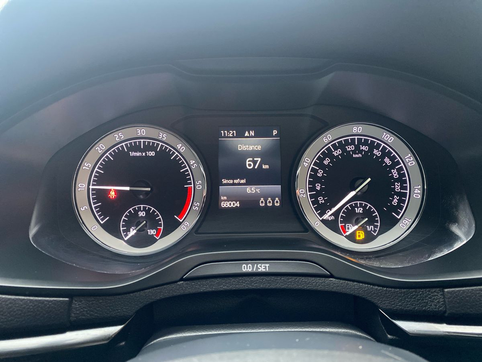 2019 Skoda Karoq - image 10