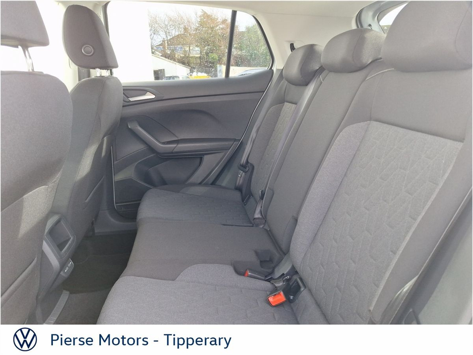 2025 Volkswagen T-Cross - image 6