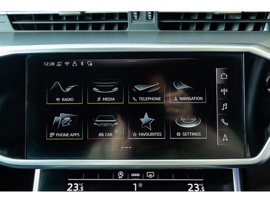 2025 Audi A6 - image 30