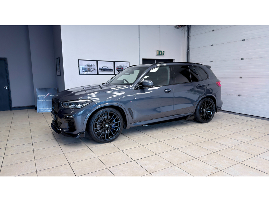 2019 BMW X5 - image 7