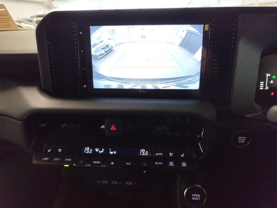 2025 Toyota Landcruiser TWO SEAT COMMERCIAL (N1) €68,995