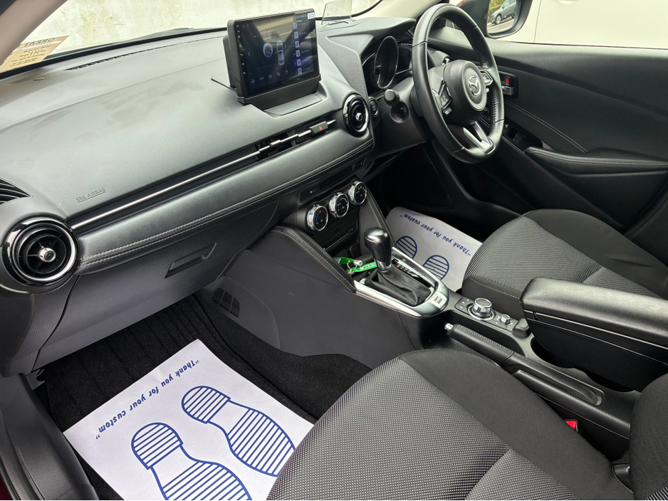 2017 Mazda Demio - image 12