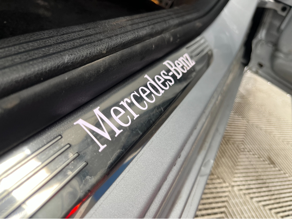 2019 Mercedes-Benz C Class - image 9