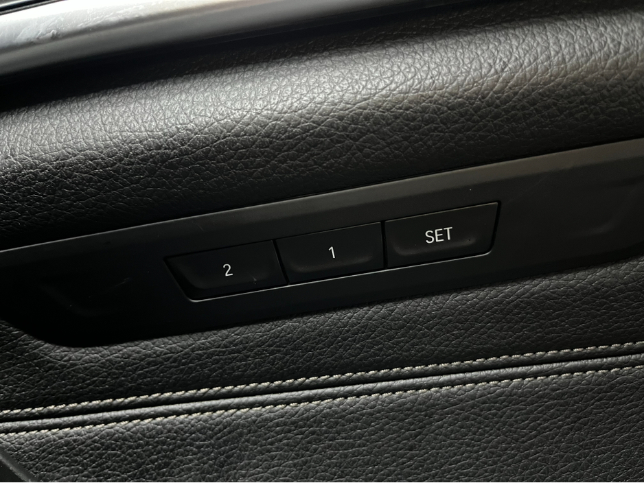 2017 BMW 5 Series €22950 2017 BMW 523D LUXURY 2.0 AUTOMATIC / CRUISE CONTROL 360° PARKING CAMERA / ELECTRIC MEMORY & HEATED SEATS €22,950