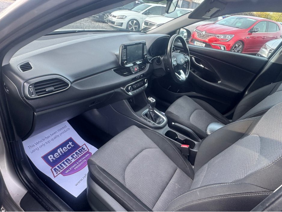 2019 Hyundai i30 - image 8