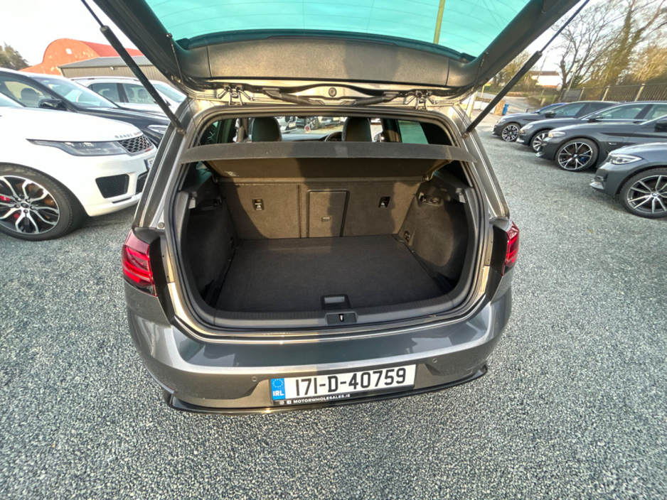 2017 Volkswagen Golf - image 46