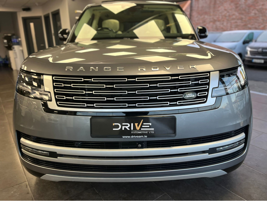 2025 Land Rover Range Rover P550 PHEV AUTOBIOGRAPHY €159,000