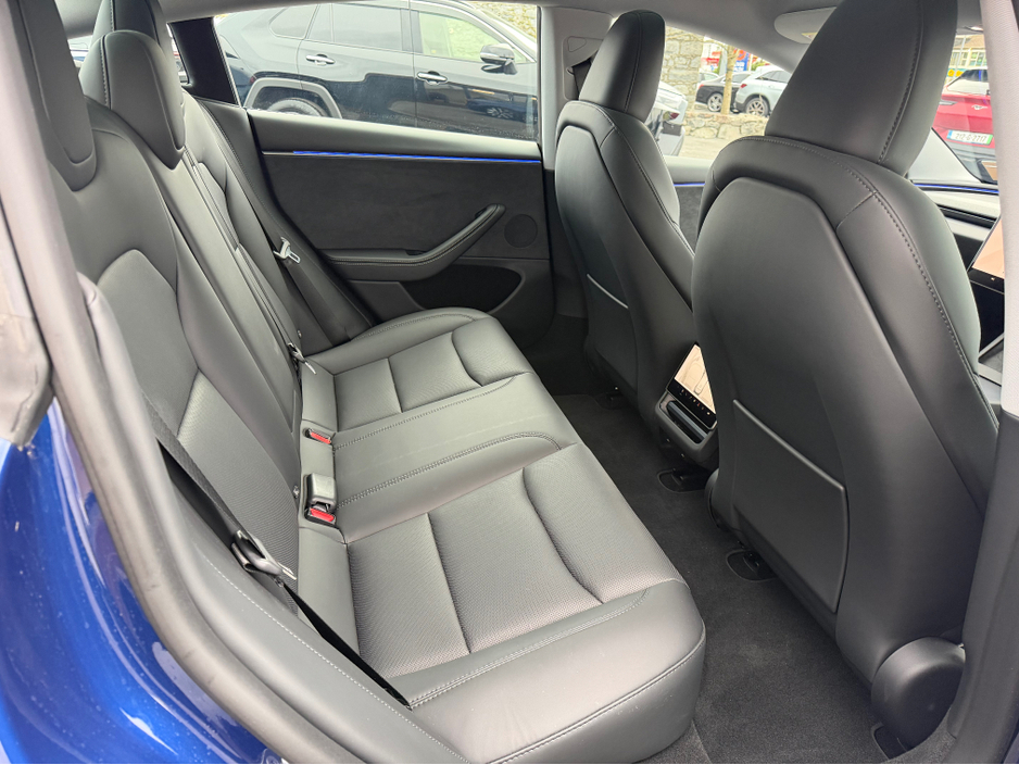 2025 Tesla Model 3 - image 26