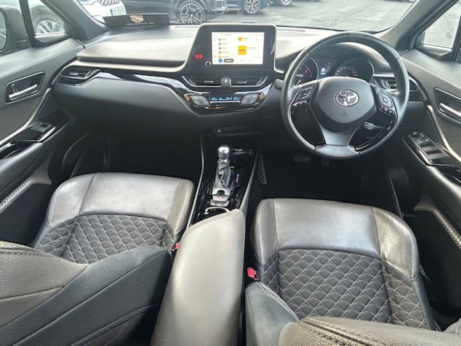 2023 Toyota C-HR 1.8 HYBRID SOL €24,945