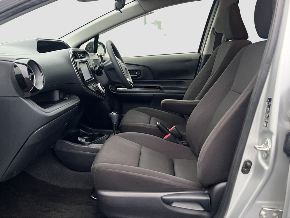 2018 Toyota Aqua 2018 Toyota Aqua 1.5 Self Charging Hybrid €12,750