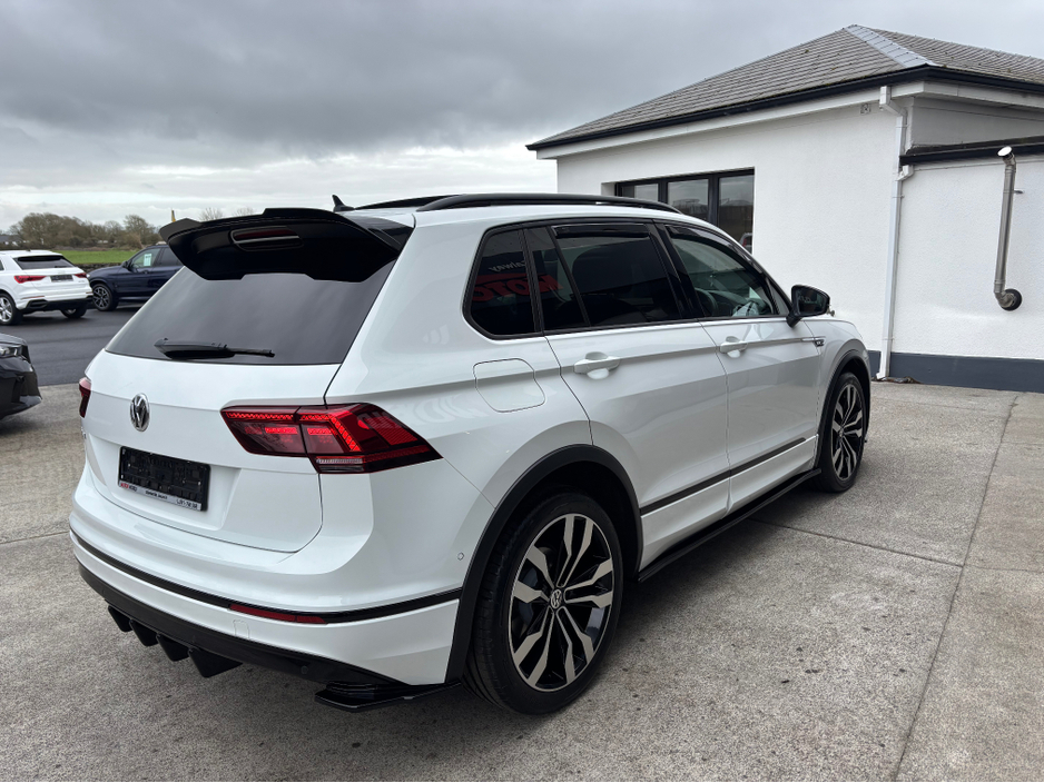 2019 Volkswagen Tiguan - image 4