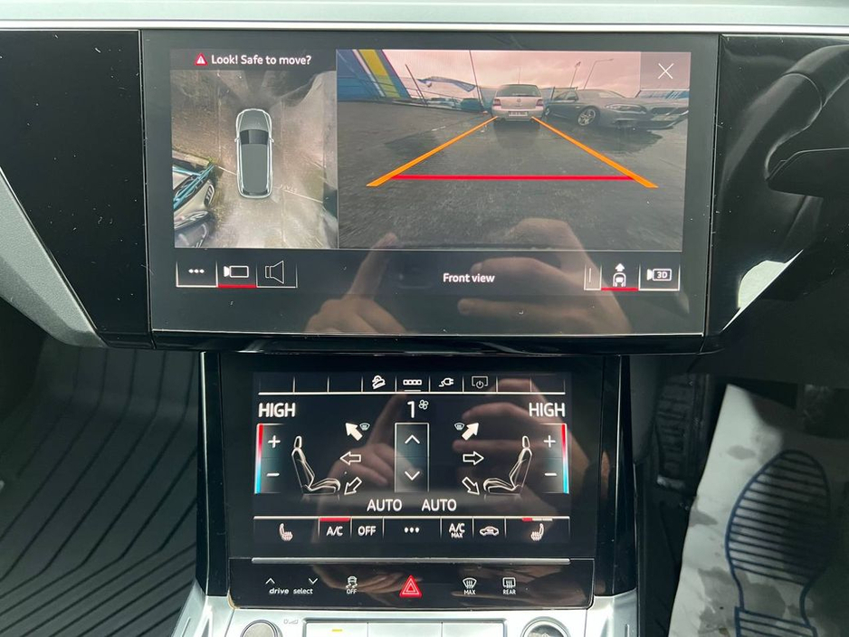 2023 Audi Q8 e-tron E-TRON SPORT 55 QUATTRO // APPLE CARPLAY/ANDROID AUTO // ADAPTIVE AIR SUSPENSION // DUAL ZONE CLIMATE CONTROL €40,950