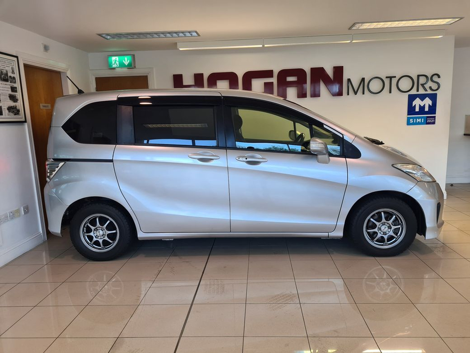 2016 Honda Freed 6 Seat 5DR Automatic €14,950