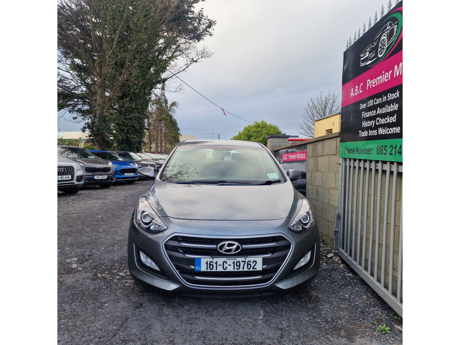 2016 Hyundai i30 - image 5