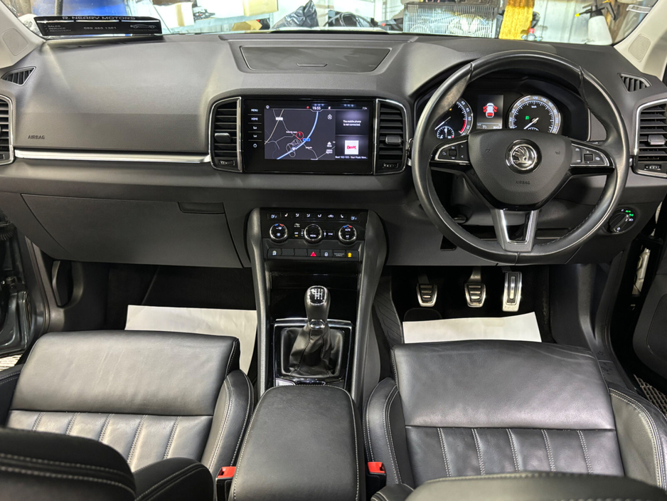 2020 Skoda Karoq - image 14