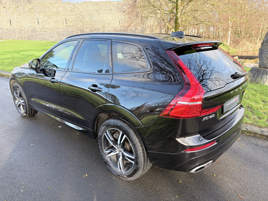 2019 Volvo XC60 2.0 D4 190HP 5DR R-DESIGN €30,995