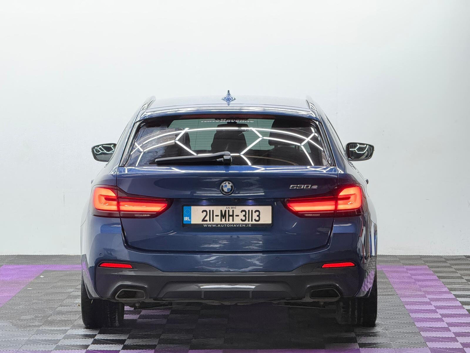 2021 BMW 5 Series - image 5