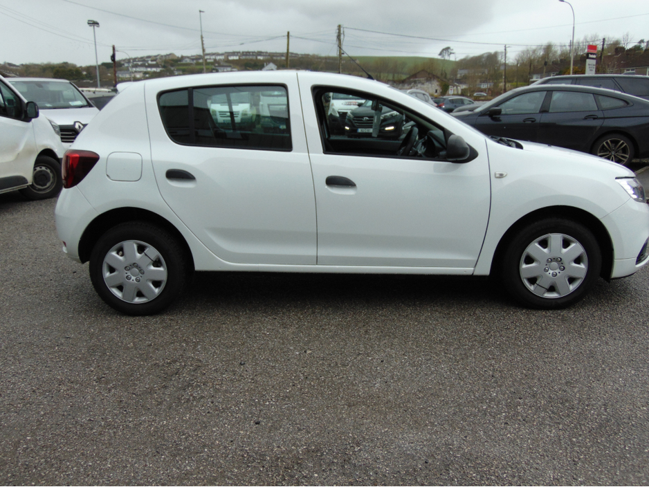 2017 Dacia Sandero ALTERNATIVE SCE 75 PH2 4DR €7,250