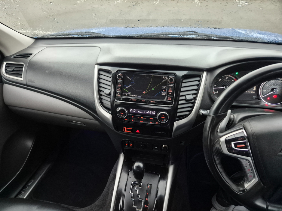 2017 Mitsubishi L200 - image 5