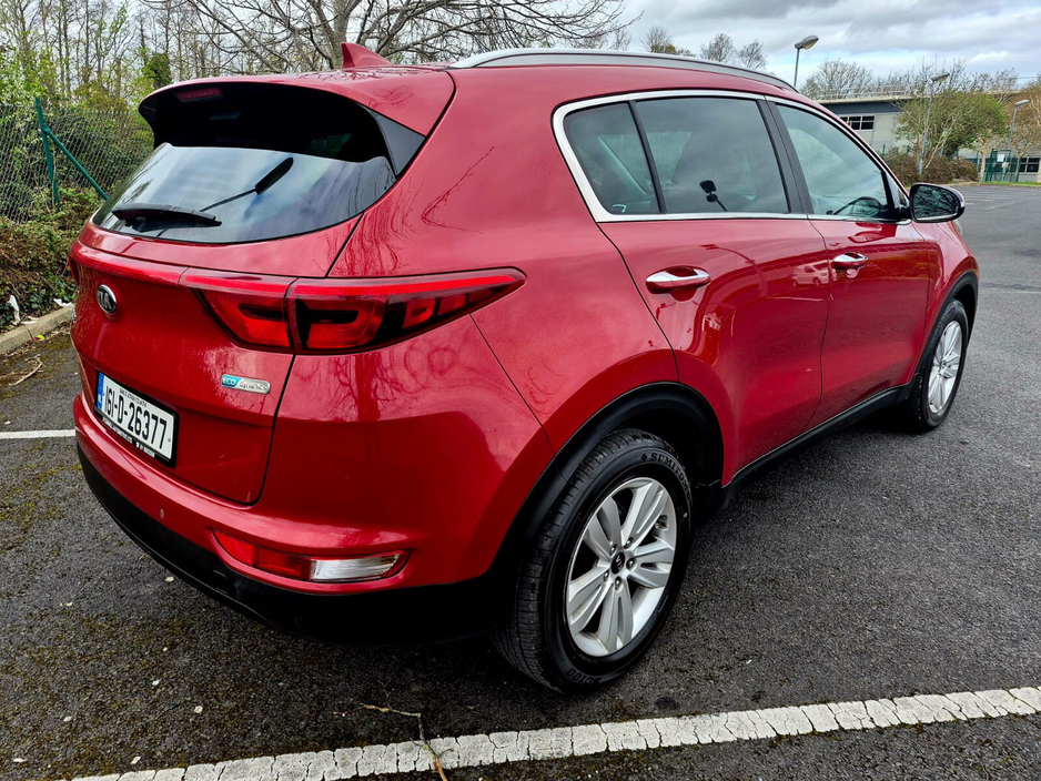 2016 Kia Sportage - image 2