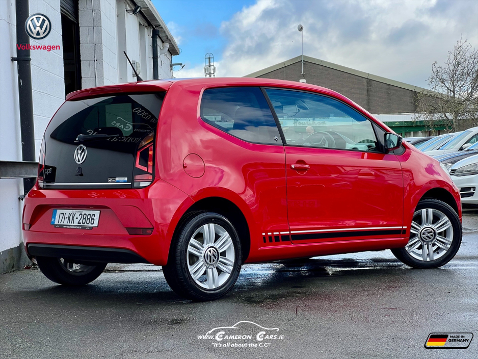 2017 Volkswagen up! - image 2