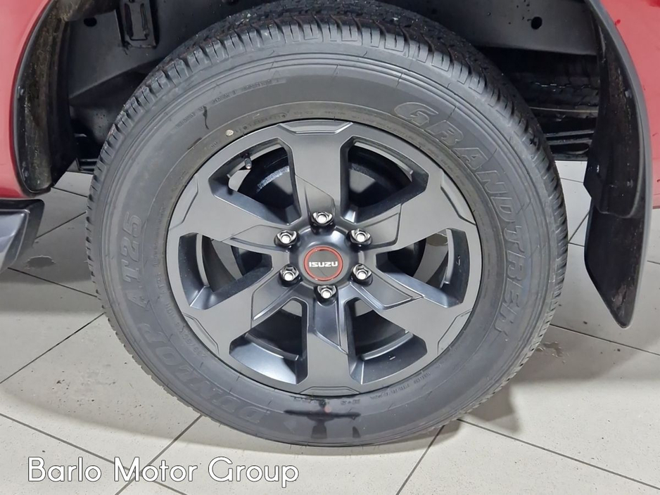 2026 Isuzu D-MAX LSE