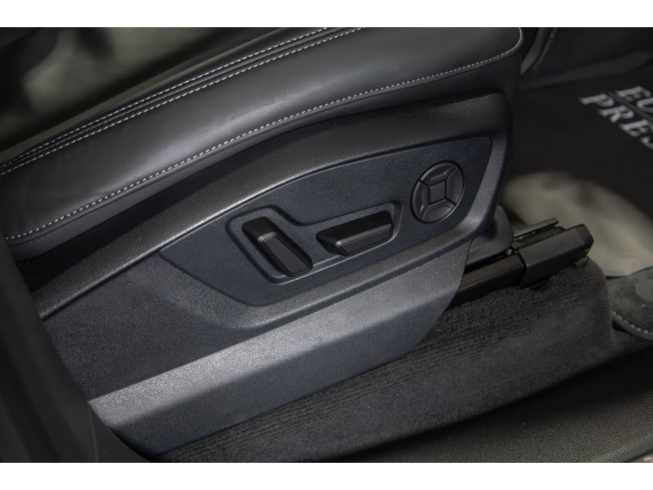 2025 Audi Q7 Q7 55 TFSI e 394PS quattro S line tip €91,950