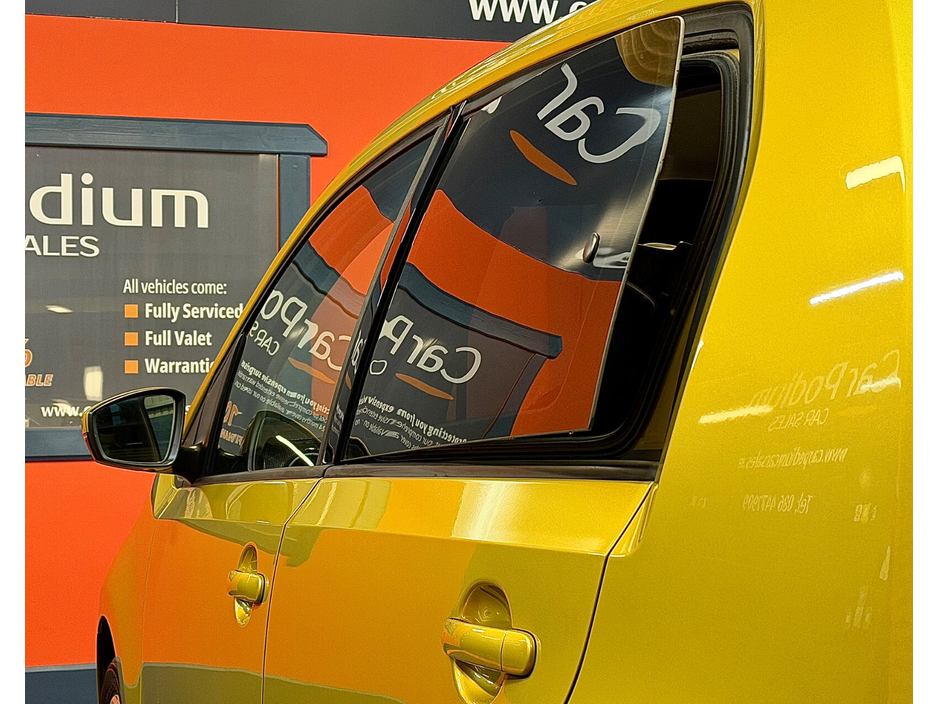 2017 Volkswagen up! 1.0 75BHP HIGH UP €11,650