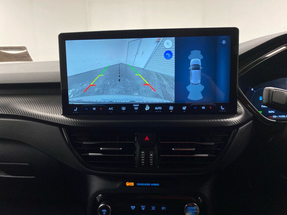 2025 Ford Kuga - image 15