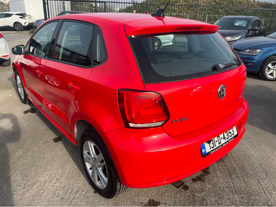 2013 Volkswagen Polo - image 5